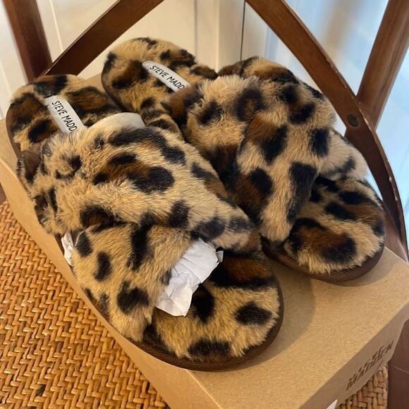 Steve Madden NWB  Kadyn leopard fuzzy slippers 9 - Picture 9 of 9